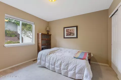 Bedroom - 701 E Kokanee Dr, Post Falls, ID 83854 photo 6 of 7