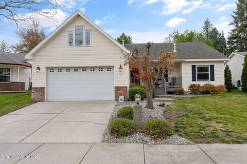 Exterior - 701 E Kokanee Dr, Post Falls, ID 83854 photo 1 of 4