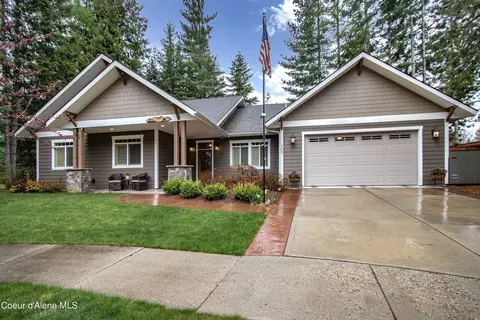 505 Jenny Ln, Sandpoint, ID 83864
