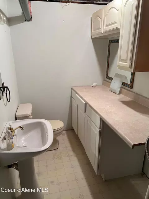 Bath - 509 E 1st Ave, Post Falls, ID 83854 photo 1 of 1