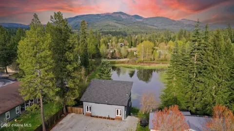 35 Kaniksu St, Priest River, ID 83856