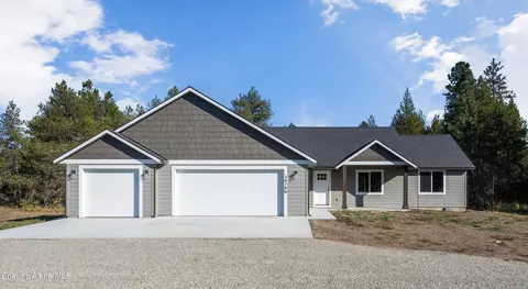 25060 N Old Hwy 95, Athol, ID 83801