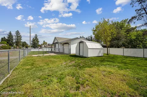 Exterior - 112 E 9th Ave, Post Falls, ID 83854 photo 4 of 6