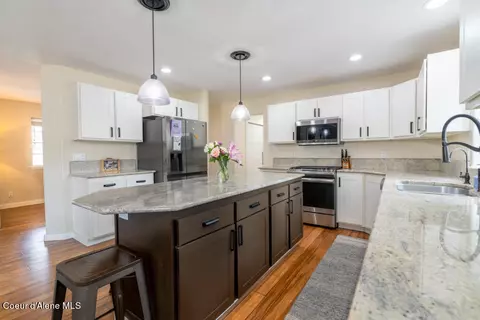Kitchen - 5003 E Shore Cv, Post Falls, ID 83854 photo 3 of 3