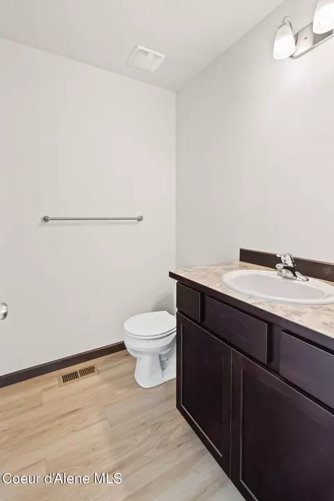 Bath - 2653 E Cinder Ave, Post Falls, ID 83854 photo 1 of 4