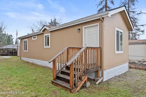 11776 N Hauser Rd #20, Hauser, ID 83854