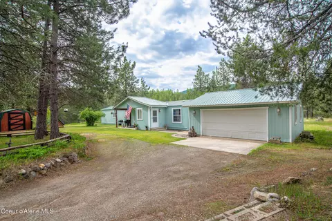 1424 Blanchard Cutoff, Blanchard, ID 83804