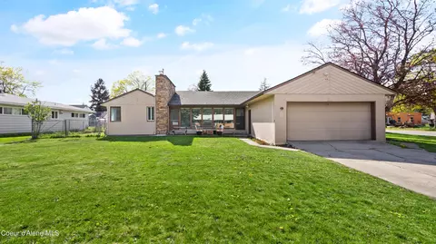 1924 E Pennsylvania Ave, Coeur D'alene, ID 83814