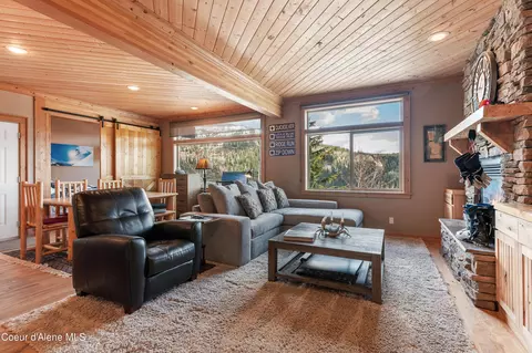 400 Parallel Run Apt Unit UNIT 202, Sandpoint, ID 83864 photo 14