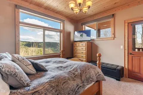 400 Parallel Run Apt Unit UNIT 202, Sandpoint, ID 83864 photo 16