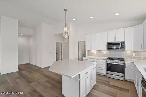 Kitchen - 1109 E Blair Ave, Post Falls, ID 83854 photo 4 of 5