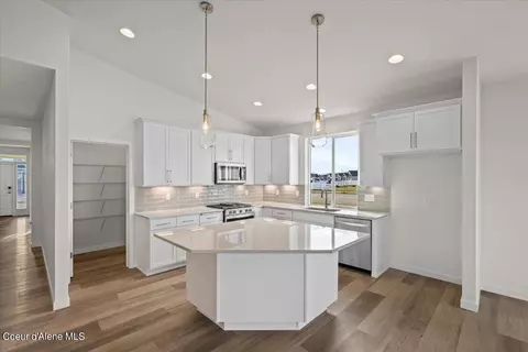 Kitchen - 1109 E Blair Ave, Post Falls, ID 83854 photo 1 of 5