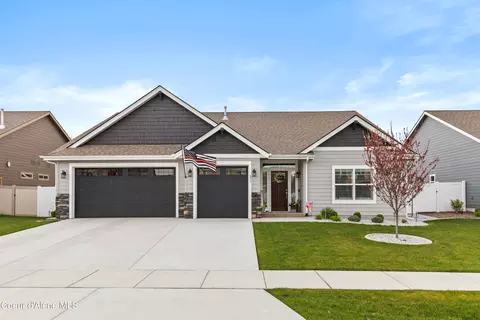911 W Audrey Dr, Hayden, ID 83835