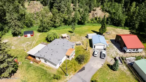 84 N Bank Rd, Pinehurst, ID 83850