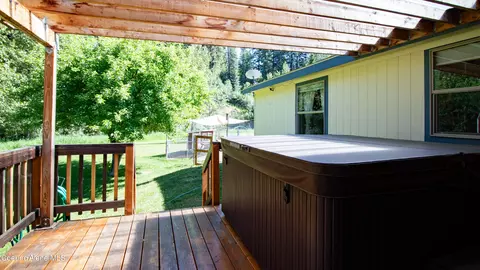 84 N Bank Rd, Pinehurst, ID 83850 photo 23