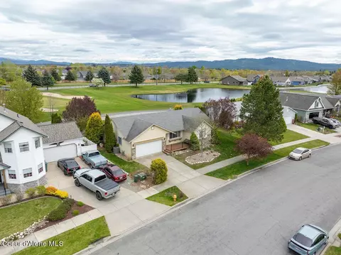 2940 N Sand Trap Way, Post Falls, ID 83854