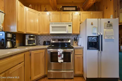 Kitchen - 1092 Duffield Flt, Potlatch, ID 83855 photo 4 of 5