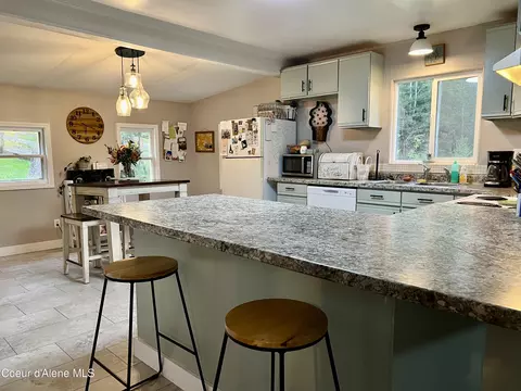 Kitchen - 121 W Park Dr, Kellogg, ID 83837 photo 1 of 1