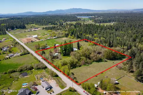 17247 N Rimrock Rd, Hayden, ID 83835