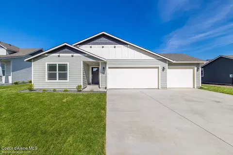 10426 N Murcia Ln, Hayden, ID 83835