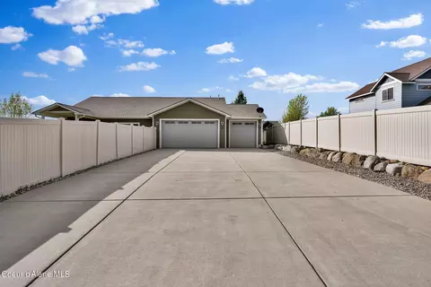 Exterior - 3013 N Durrow Loop, Post Falls, ID 83854 photo 6 of 13