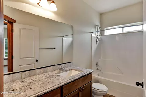 Bath - 3013 N Durrow Loop, Post Falls, ID 83854 photo 1 of 6