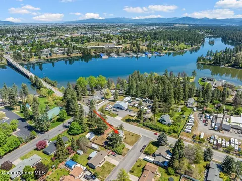 12189 W Park Ln, Post Falls, ID 83854