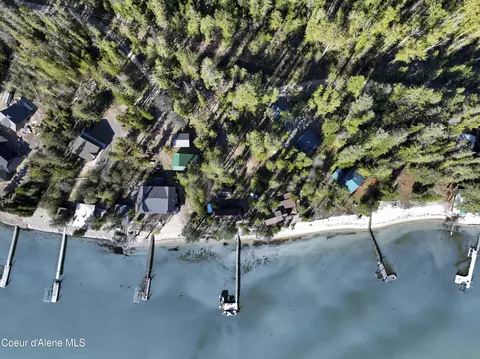 434 N Steamboat Bay Rd, Coolin, ID 83821