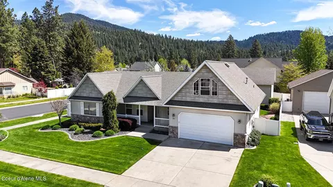 3942 N Playfair St, Coeur D'alene, ID 83815