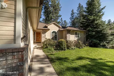 3818 N Player Dr, Coeur D'alene, ID 83815