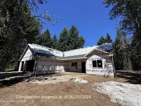 7811 N Autry Ln, Athol, ID 83801