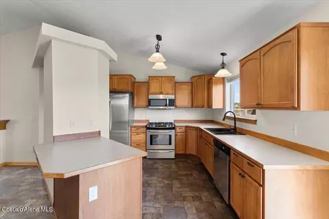 2179 E Decaro Loop, Post Falls, ID 83854 photo 13