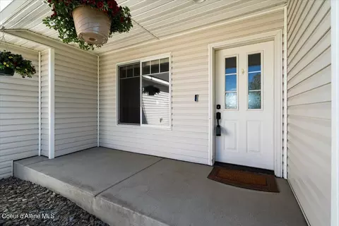 2179 E Decaro Loop, Post Falls, ID 83854 photo 5