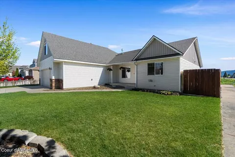 2179 E Decaro Loop, Post Falls, ID 83854 photo 3
