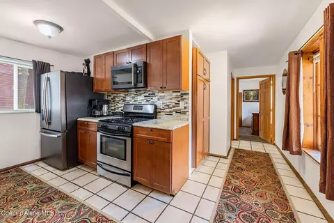 Entry Way - 645 S 647 S Division St, Kellogg, ID 83837 photo 1 of 1