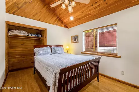 Bedroom - 645 S 647 S Division St, Kellogg, ID 83837 photo 8 of 10