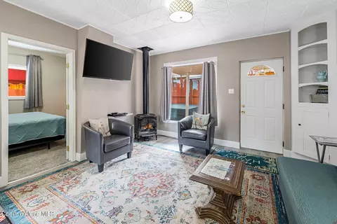 Living - 645 S 647 S Division St, Kellogg, ID 83837 photo 4 of 12