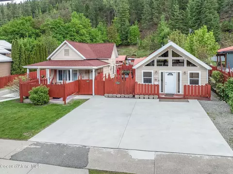 Exterior - 645 S 647 S Division St, Kellogg, ID 83837 photo 7 of 7