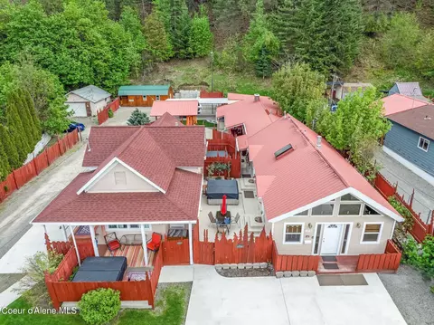 645 S 647 S Division St, Kellogg, ID 83837