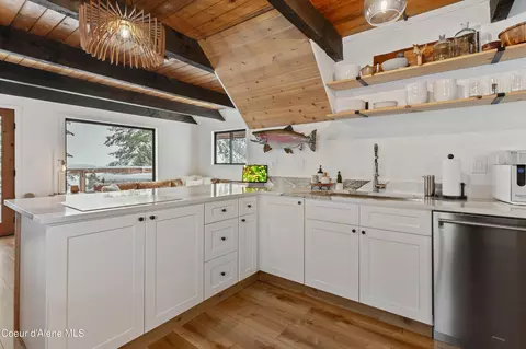 Kitchen - 115 Parallel Run, Sandpoint, ID 83864 photo 4 of 9