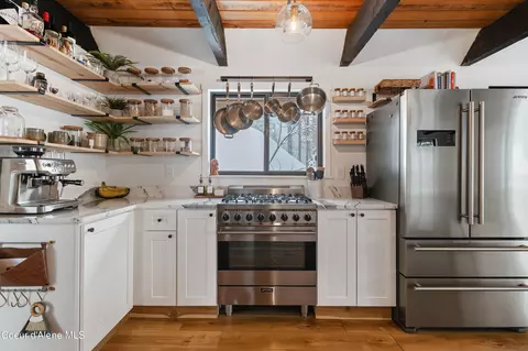 Kitchen - 115 Parallel Run, Sandpoint, ID 83864 photo 3 of 9