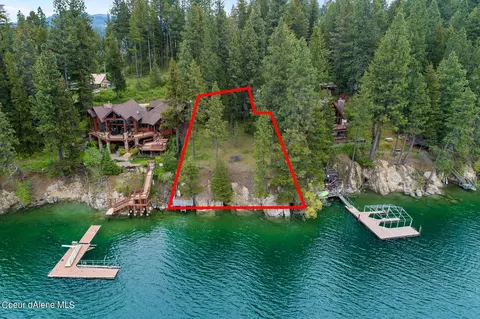 8092 E Lees Point Rd, Hayden, ID 83835