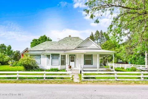 587 E Miles Ave, Hayden, ID 83835