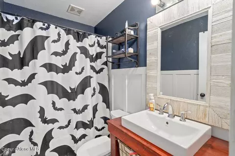 Bath - 1705 N Pine St, Post Falls, ID 83854 photo 1 of 2