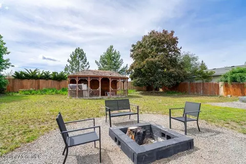 Exterior - 1705 N Pine St, Post Falls, ID 83854 photo 5 of 10