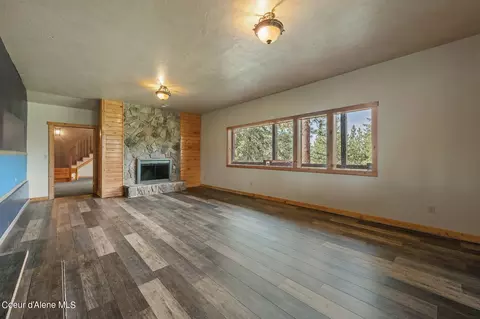 Living - 1339 S Millsap Loop, Post Falls, ID 83854 photo 8 of 9