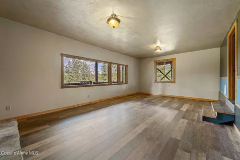 Living - 1339 S Millsap Loop, Post Falls, ID 83854 photo 7 of 9