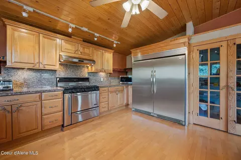Kitchen - 1339 S Millsap Loop, Post Falls, ID 83854 photo 2 of 3