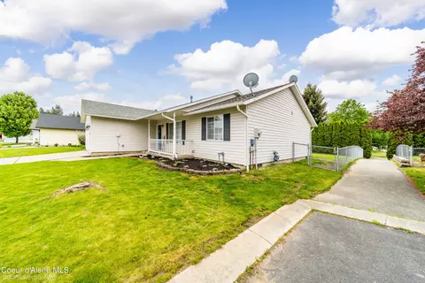 240 W Choctaw Ave, Post Falls, ID 83854