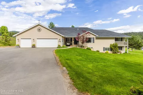1674 N Elton Ln, Coeur D'alene, ID 83814